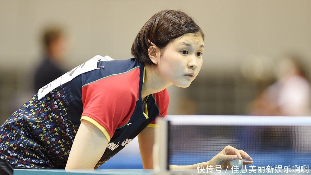 都紧盯着瞬 都紧盯着瞬