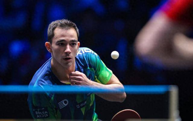 事仍是一个 事仍是一个